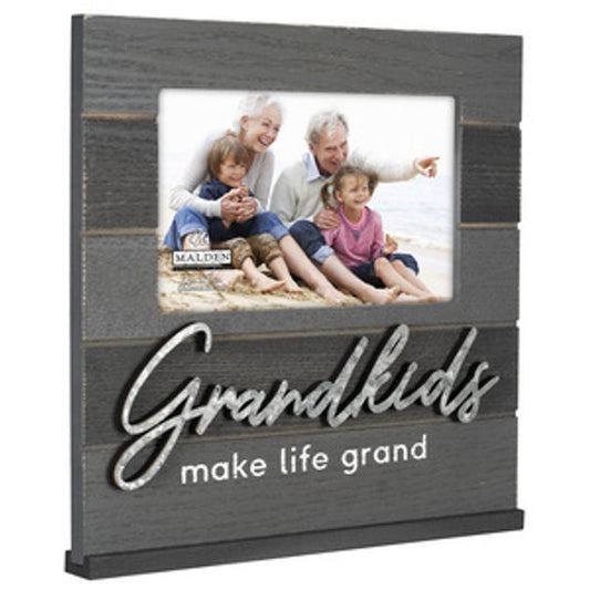 M 40062-46 Grandkids make life grand
