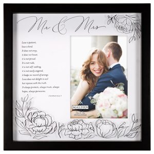 3639-57 Corinthians Shadowbox 5x7 love